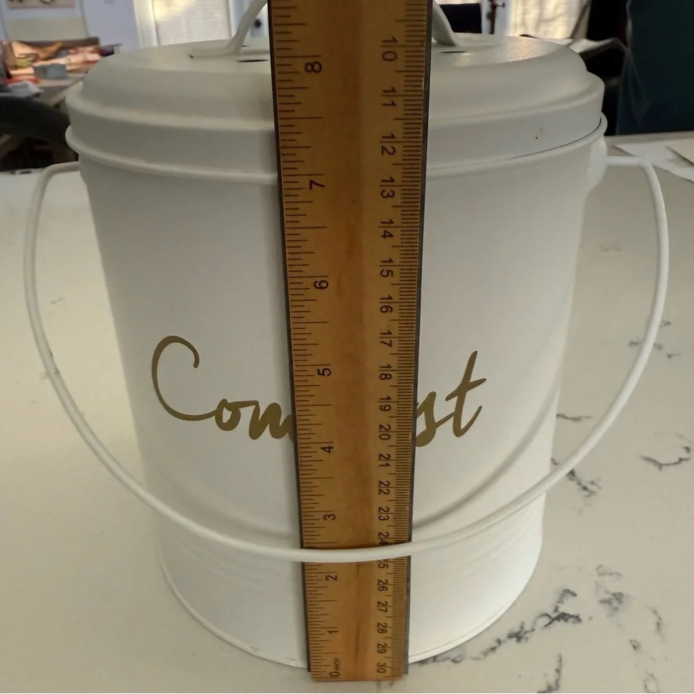 Countertop Compost Bin~White
